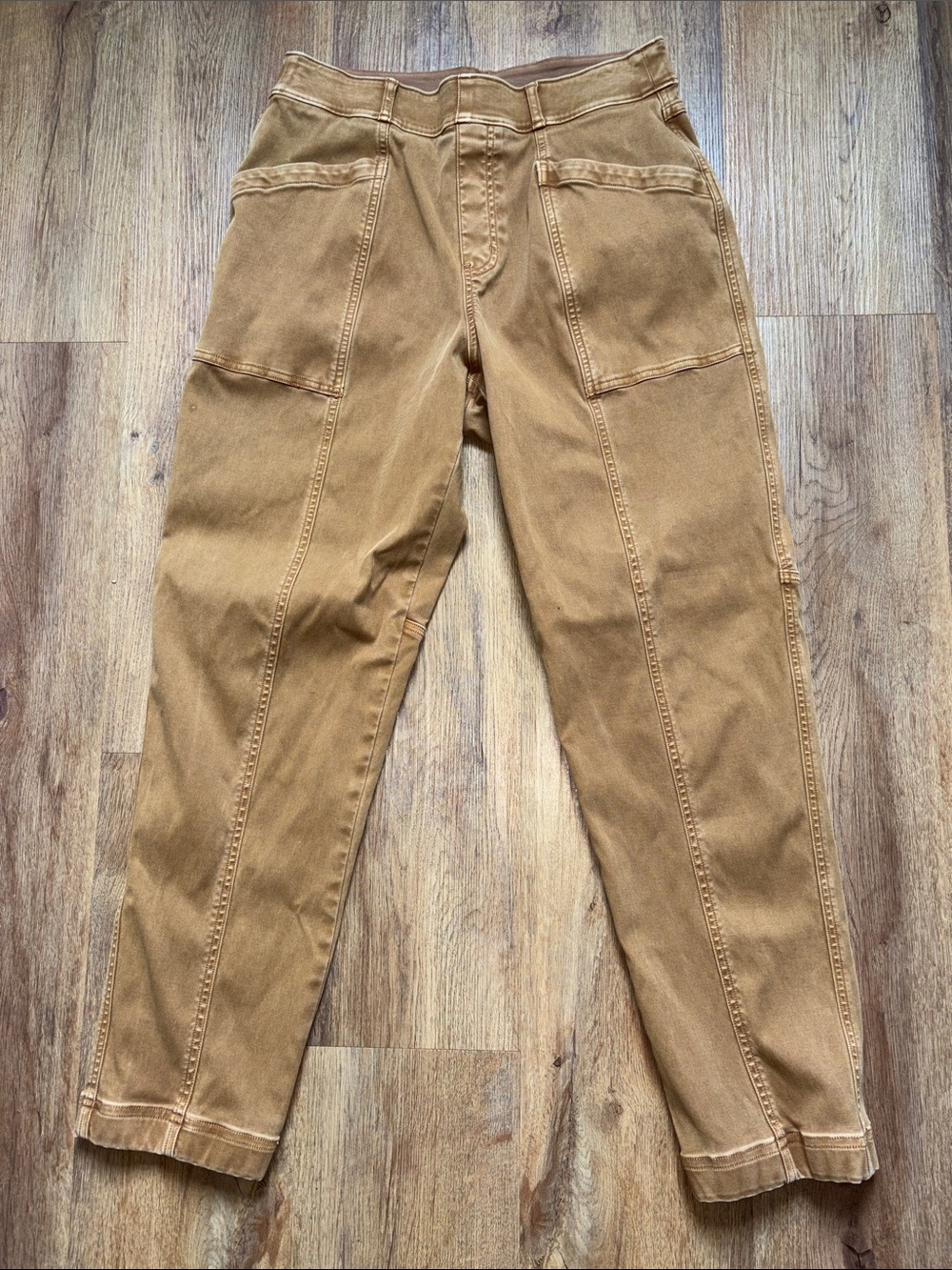 Spanx stretch twill straight leg pants in Acorn color Sz L (b3)